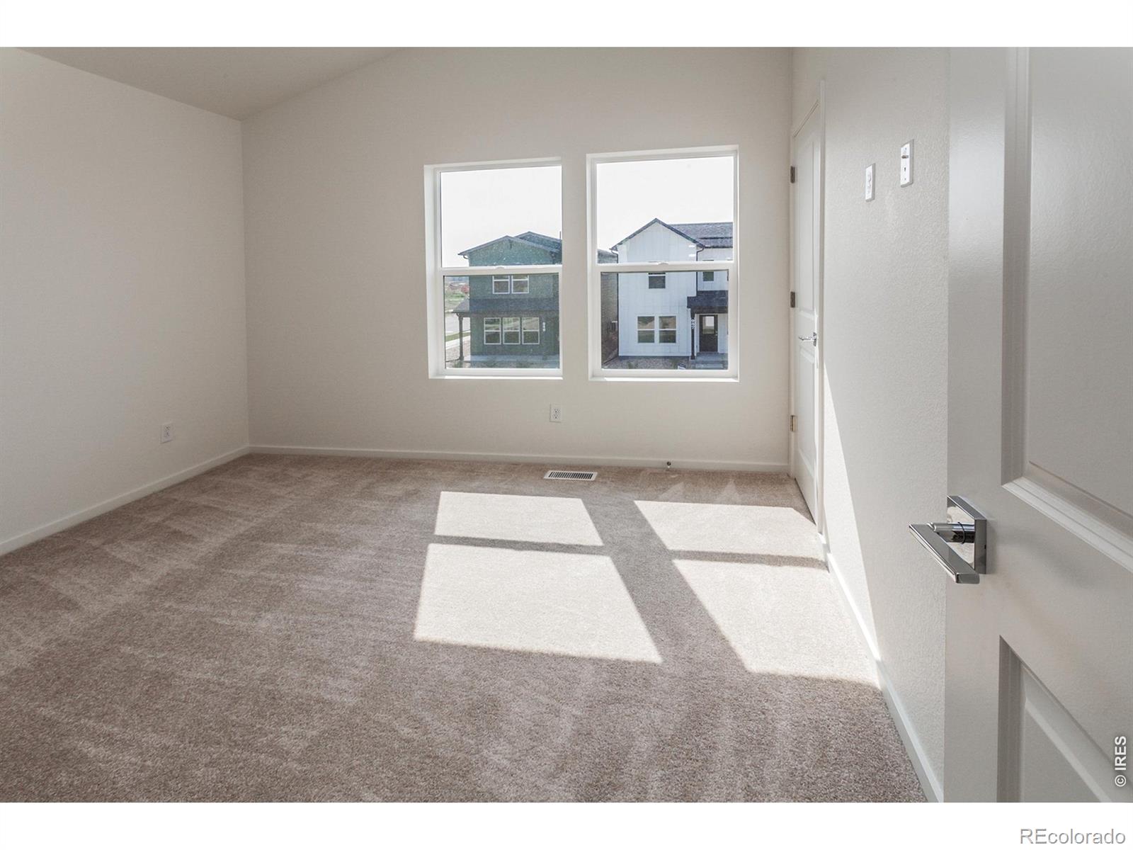 MLS Image #21 for 955  trumpet lane,windsor, Colorado