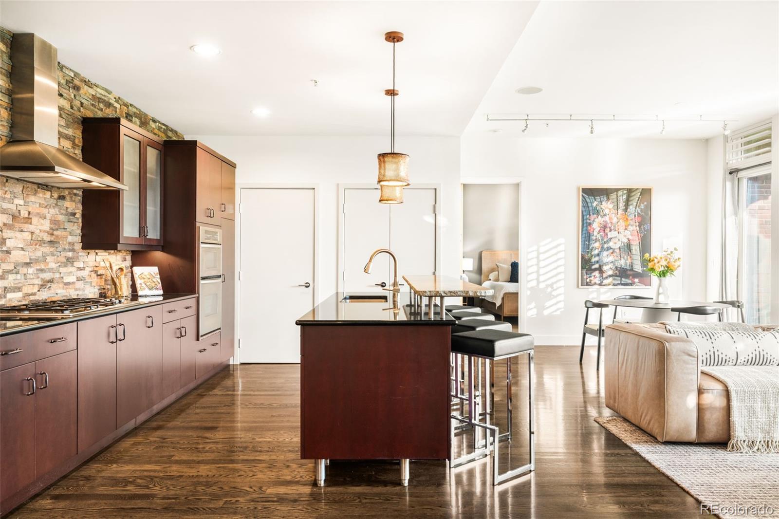 MLS Image #11 for 1401  delgany street,denver, Colorado