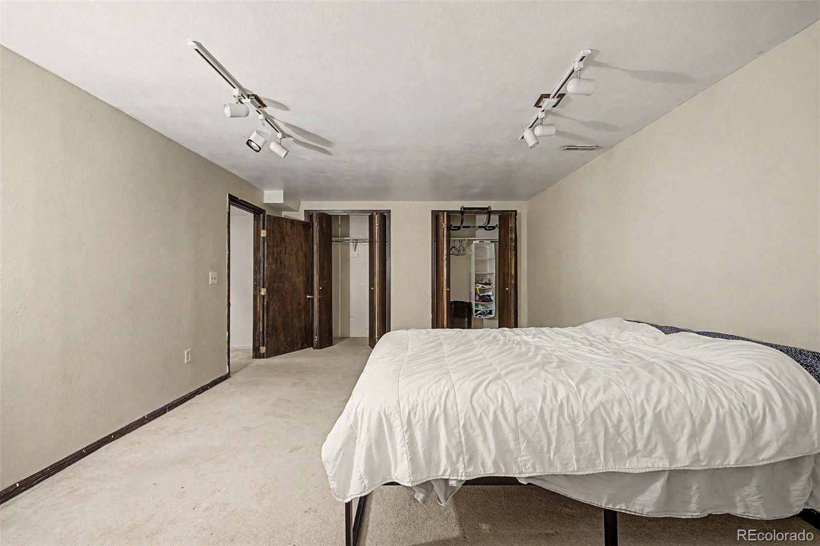 MLS Image #18 for 9065 e chenango avenue,englewood, Colorado