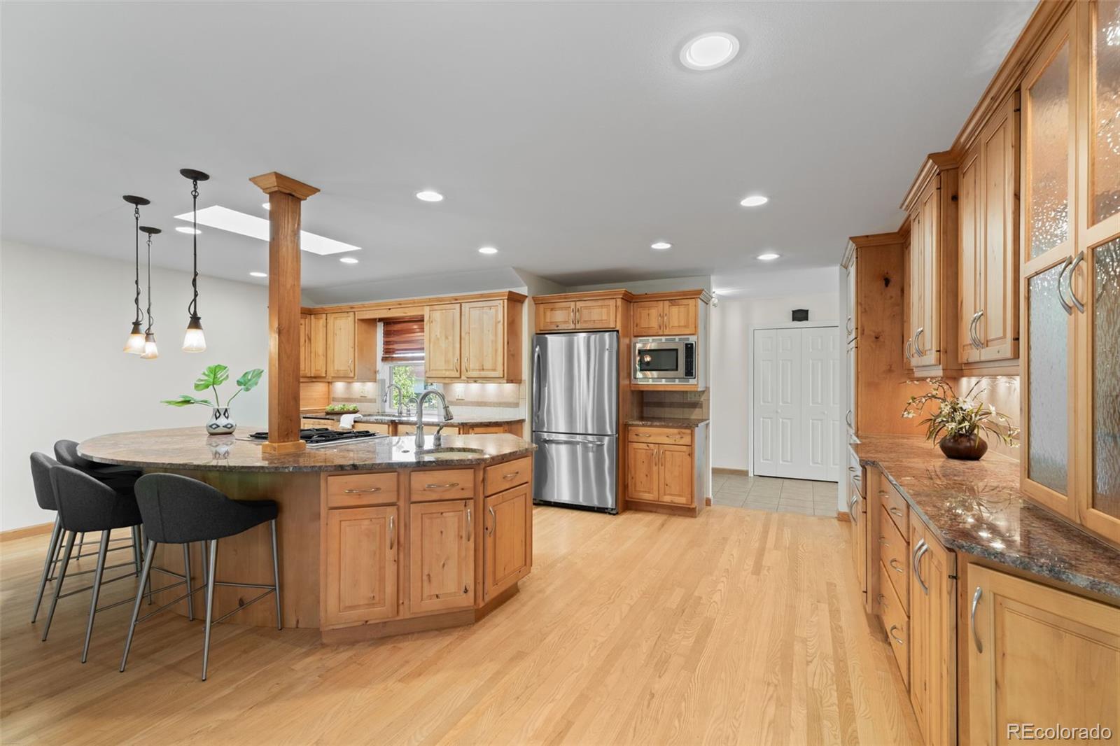 MLS Image #14 for 3083 s spruce way,denver, Colorado