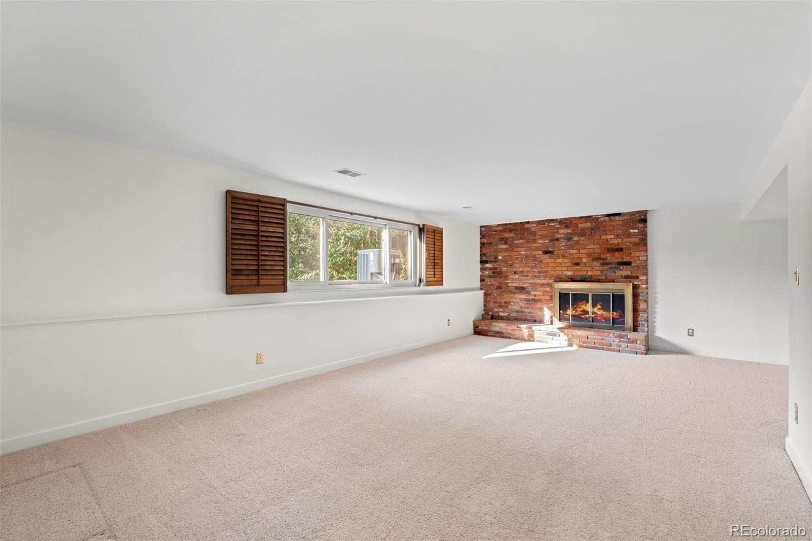 MLS Image #22 for 3083 s spruce way,denver, Colorado