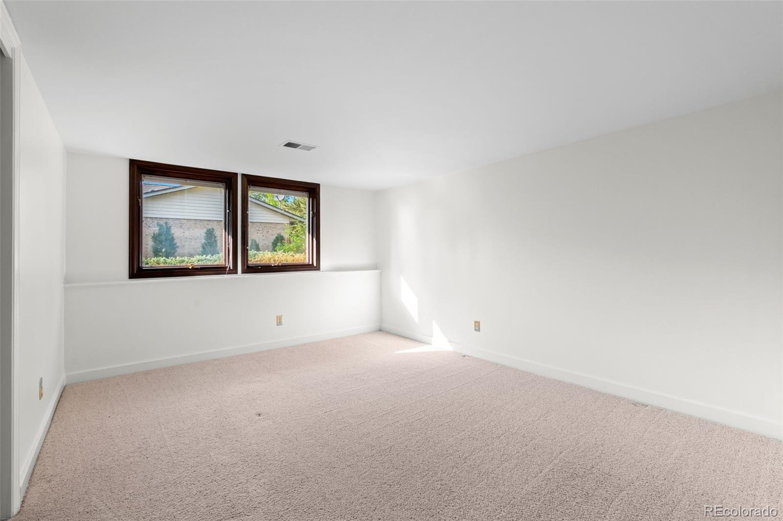 MLS Image #25 for 3083 s spruce way,denver, Colorado
