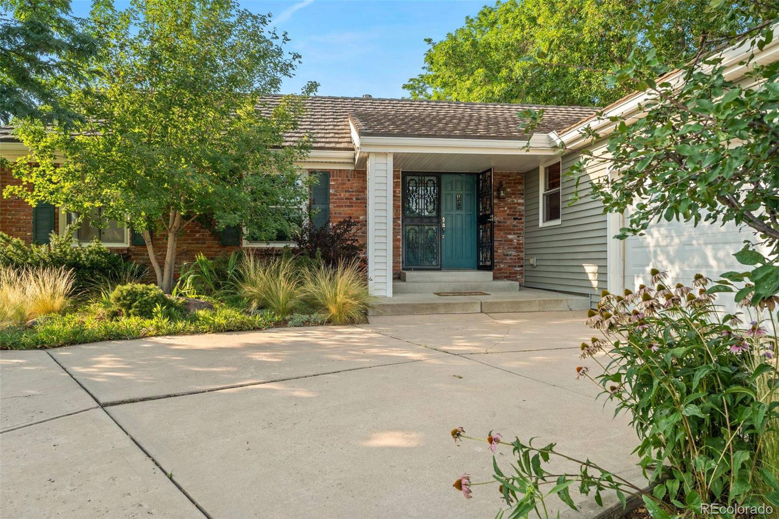 MLS Image #3 for 3083 s spruce way,denver, Colorado