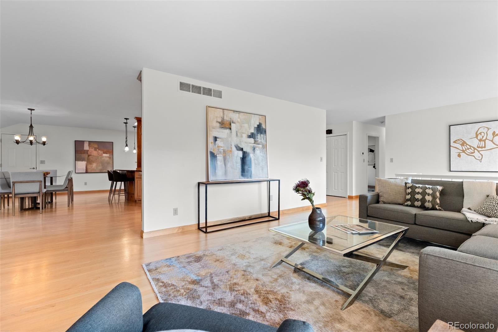MLS Image #8 for 3083 s spruce way,denver, Colorado