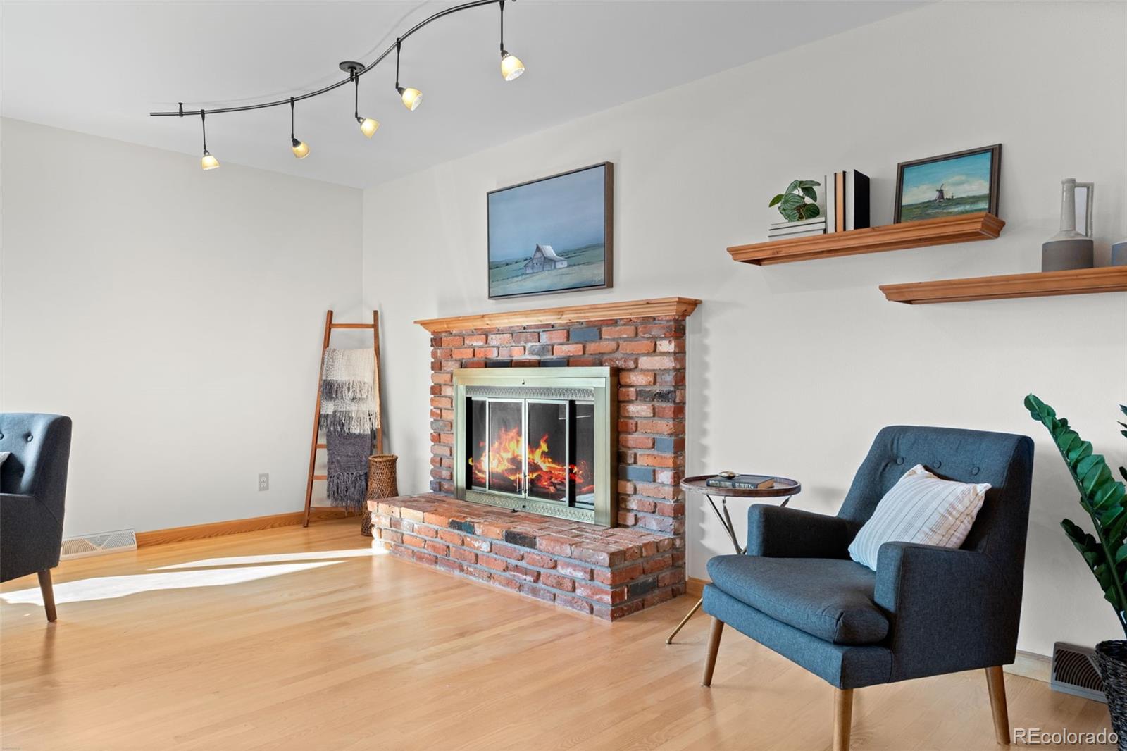 MLS Image #9 for 3083 s spruce way,denver, Colorado