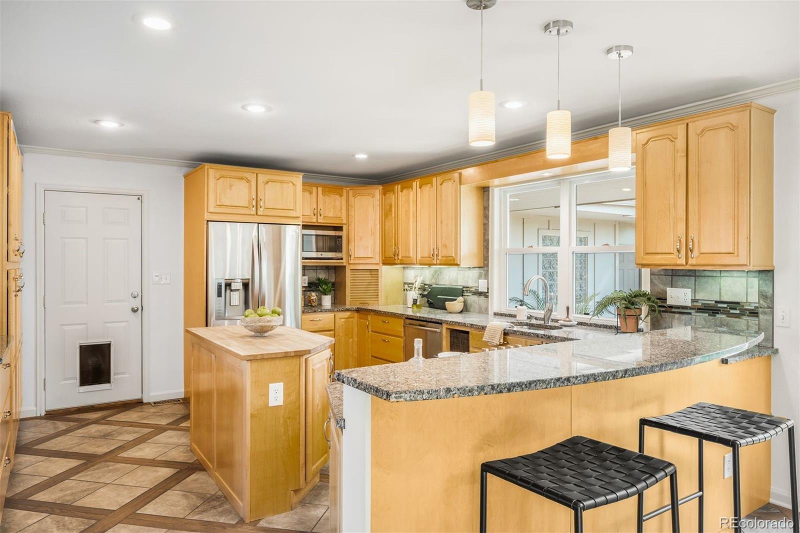MLS Image #11 for 1070 s elmira street,denver, Colorado