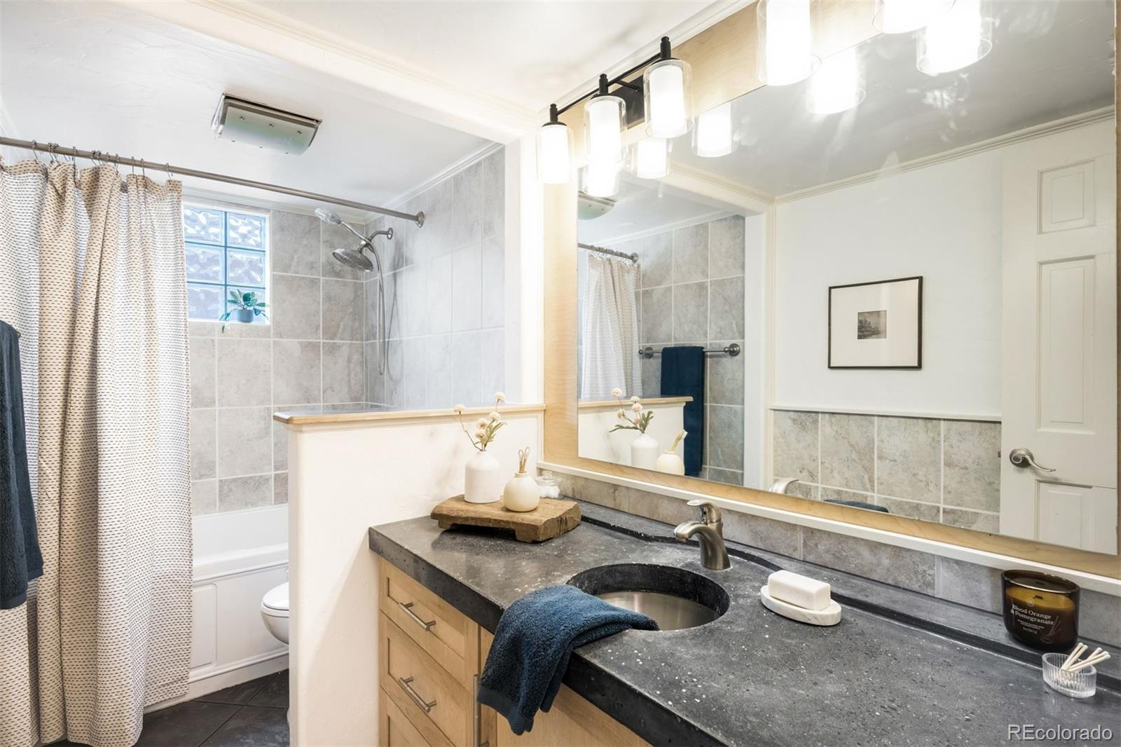 MLS Image #20 for 1070 s elmira street,denver, Colorado