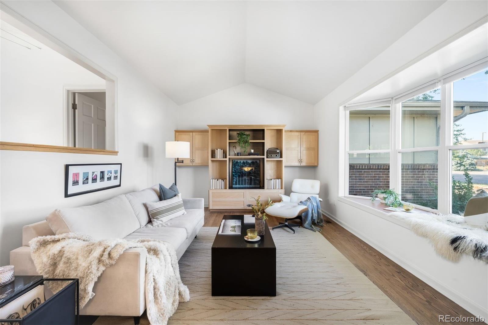 MLS Image #3 for 1070 s elmira street,denver, Colorado