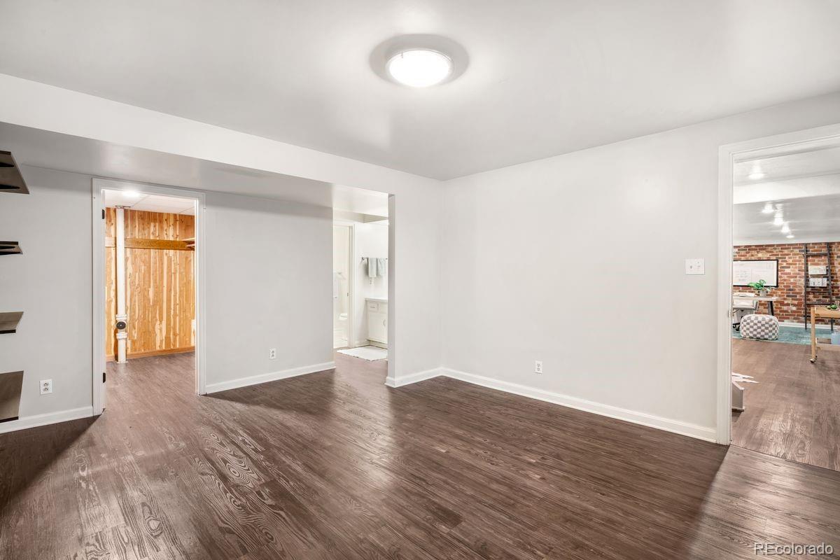 MLS Image #34 for 1070 s elmira street,denver, Colorado