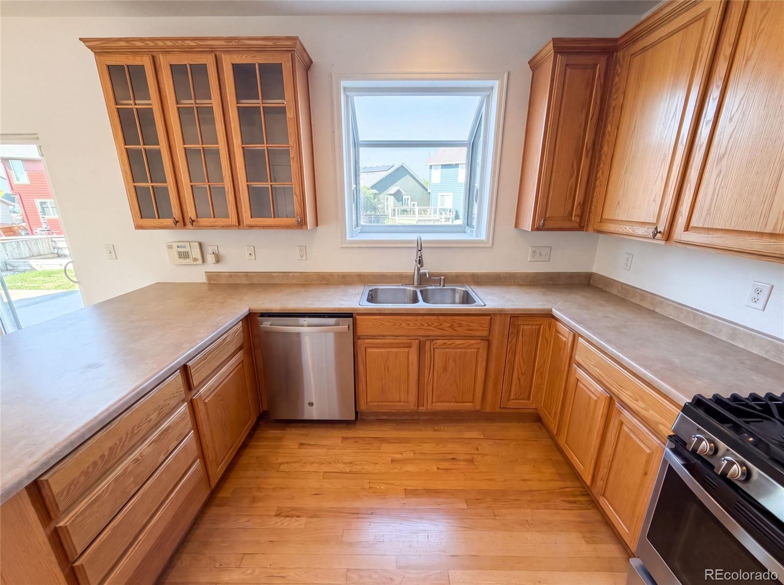 MLS Image #7 for 10253  uravan street,commerce city, Colorado