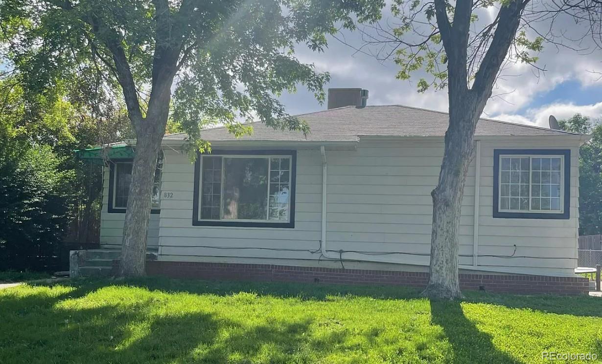 MLS Image #1 for 832  elmira street,aurora, Colorado