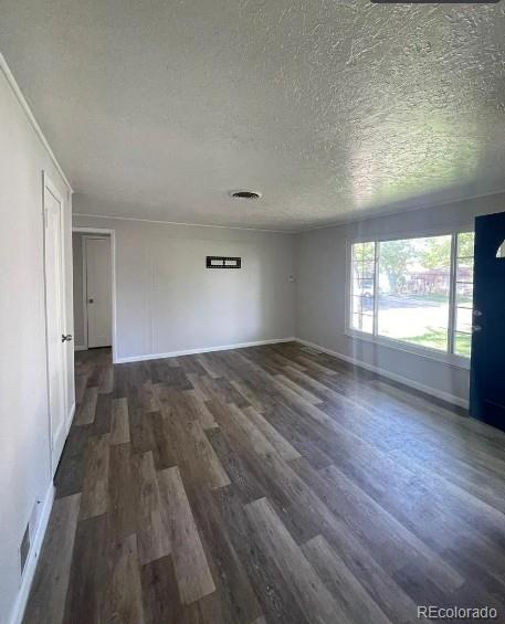 MLS Image #12 for 832  elmira street,aurora, Colorado