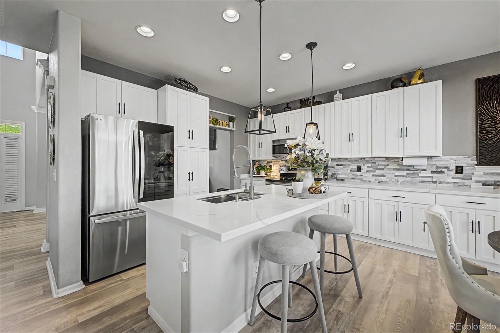 MLS Image #12 for 24781 e ontario drive,aurora, Colorado