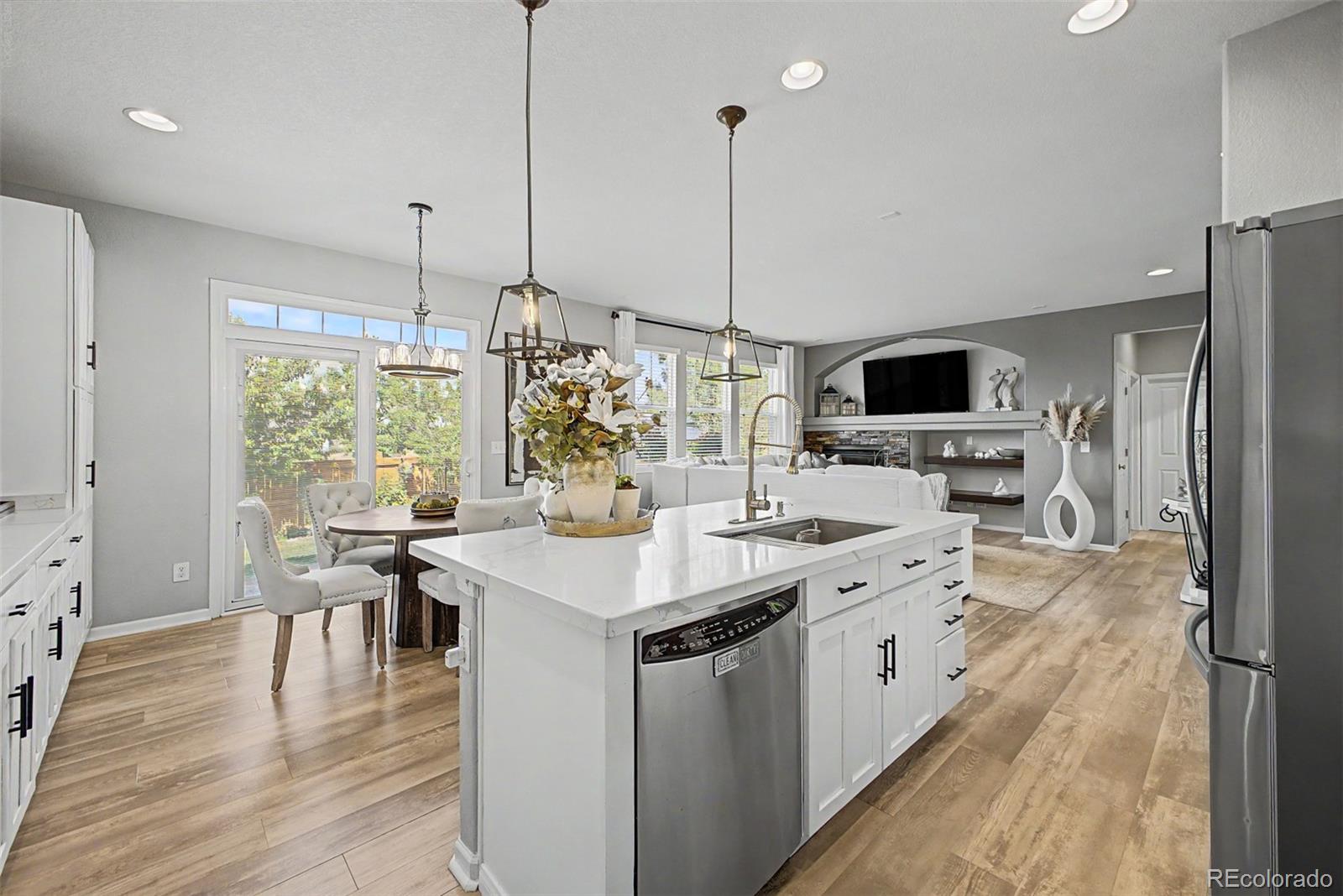 MLS Image #13 for 24781 e ontario drive,aurora, Colorado