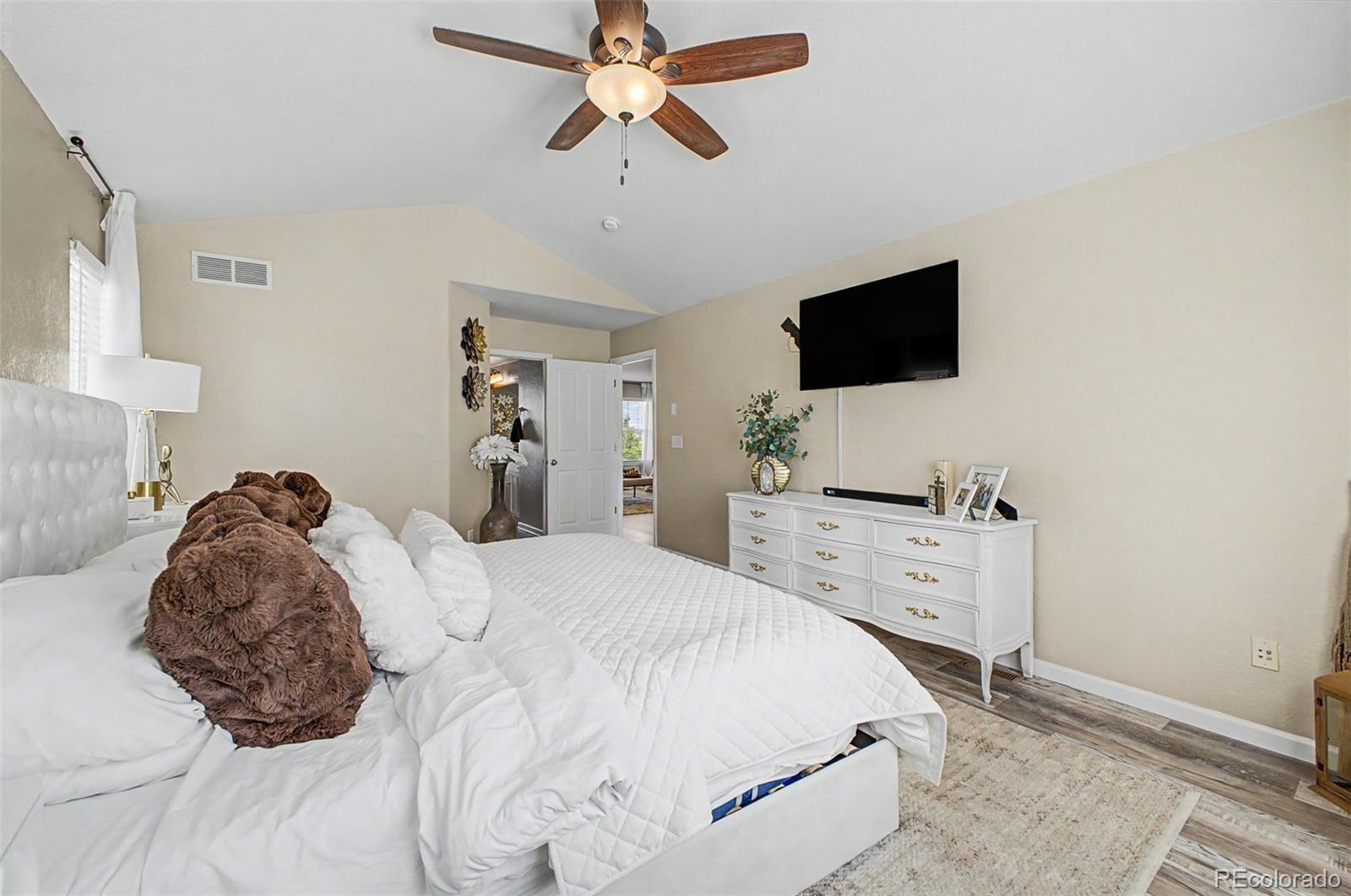 MLS Image #23 for 24781 e ontario drive,aurora, Colorado