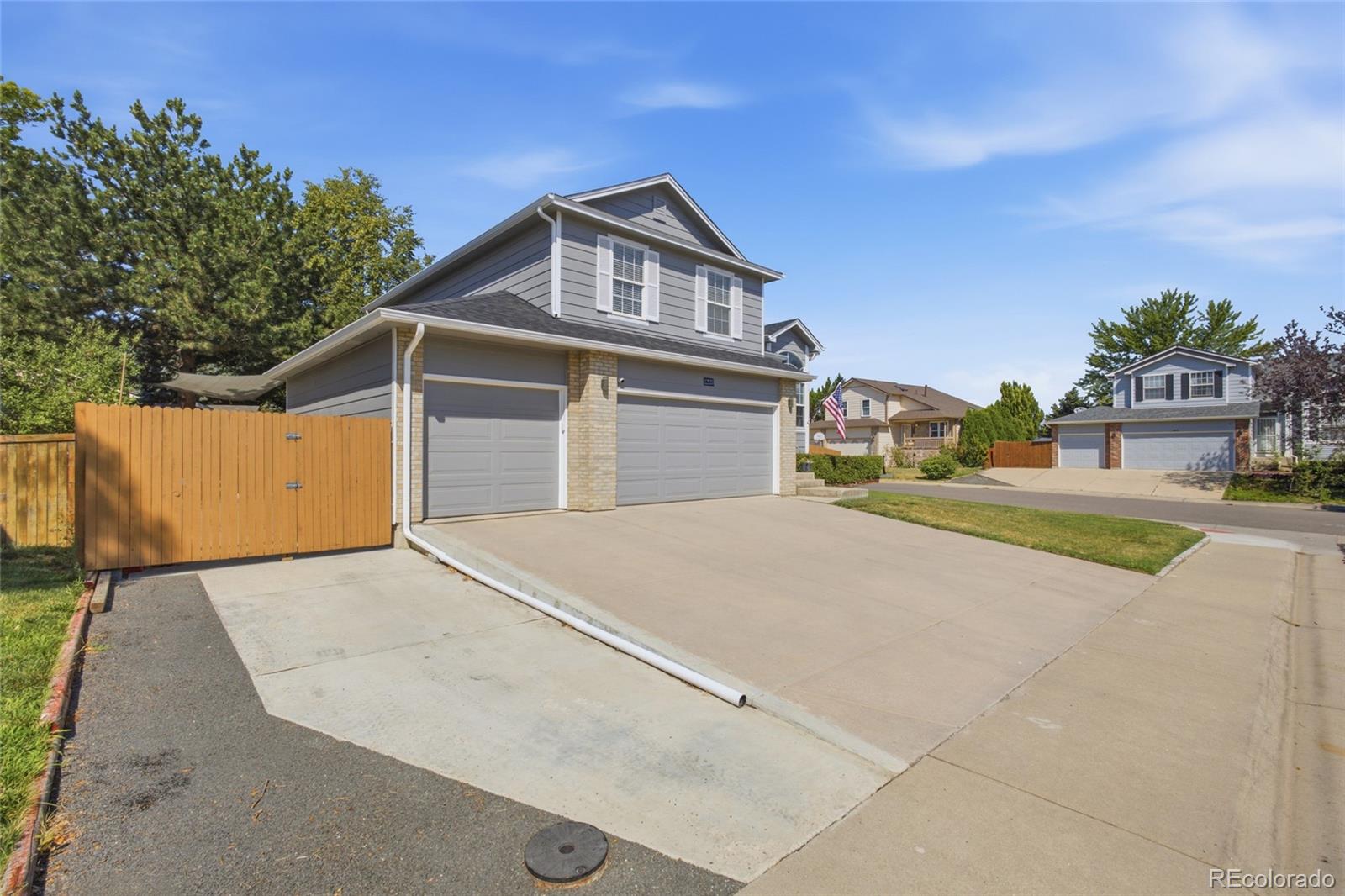 MLS Image #2 for 12133  elizabeth court,thornton, Colorado