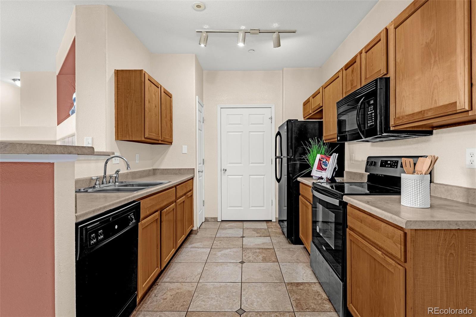 MLS Image #14 for 12711  colorado boulevard 415d,thornton, Colorado