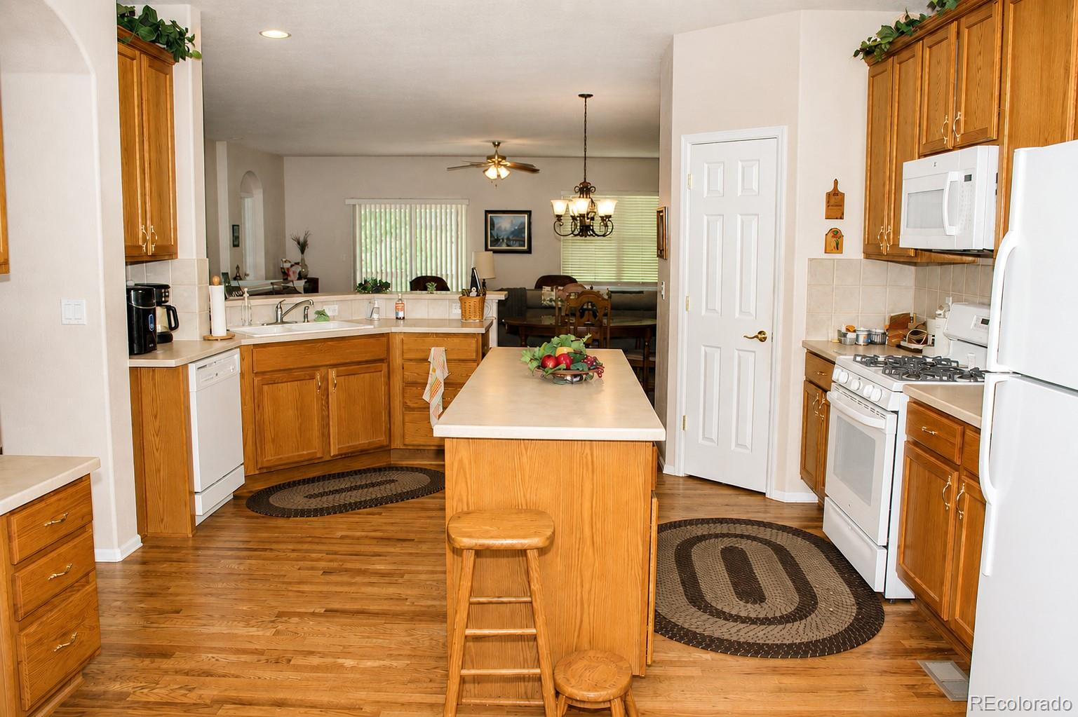 MLS Image #10 for 8148 s biloxi court,aurora, Colorado