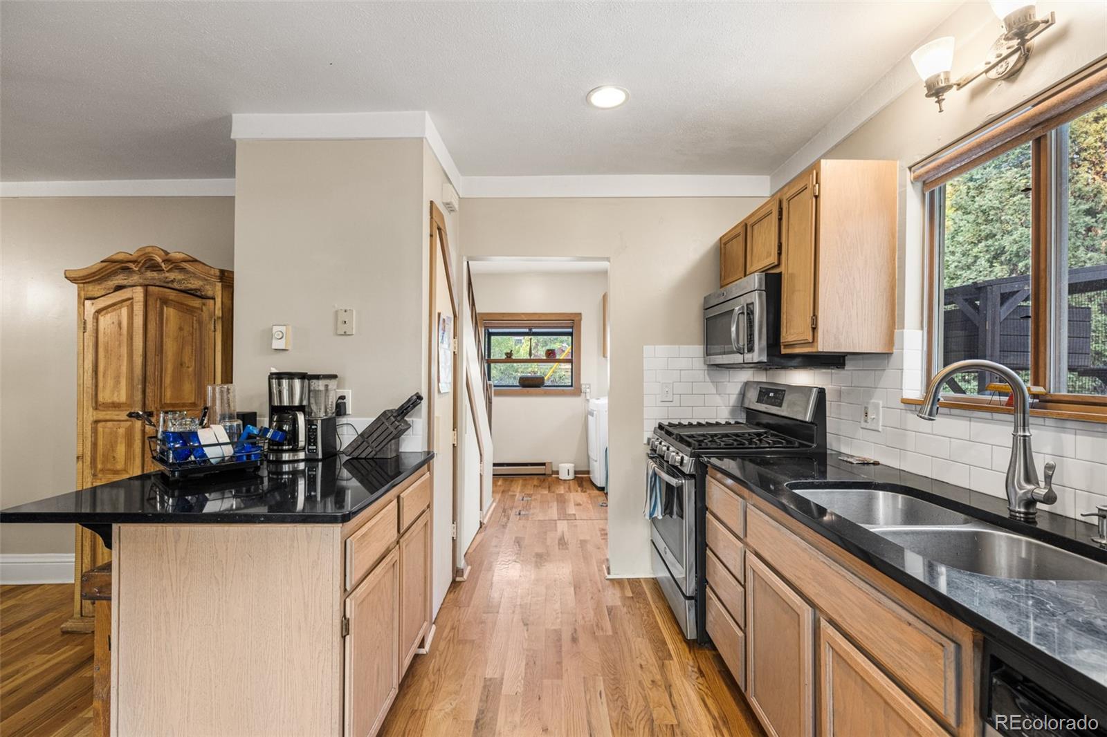 MLS Image #6 for 114 n 16th street,colorado springs, Colorado
