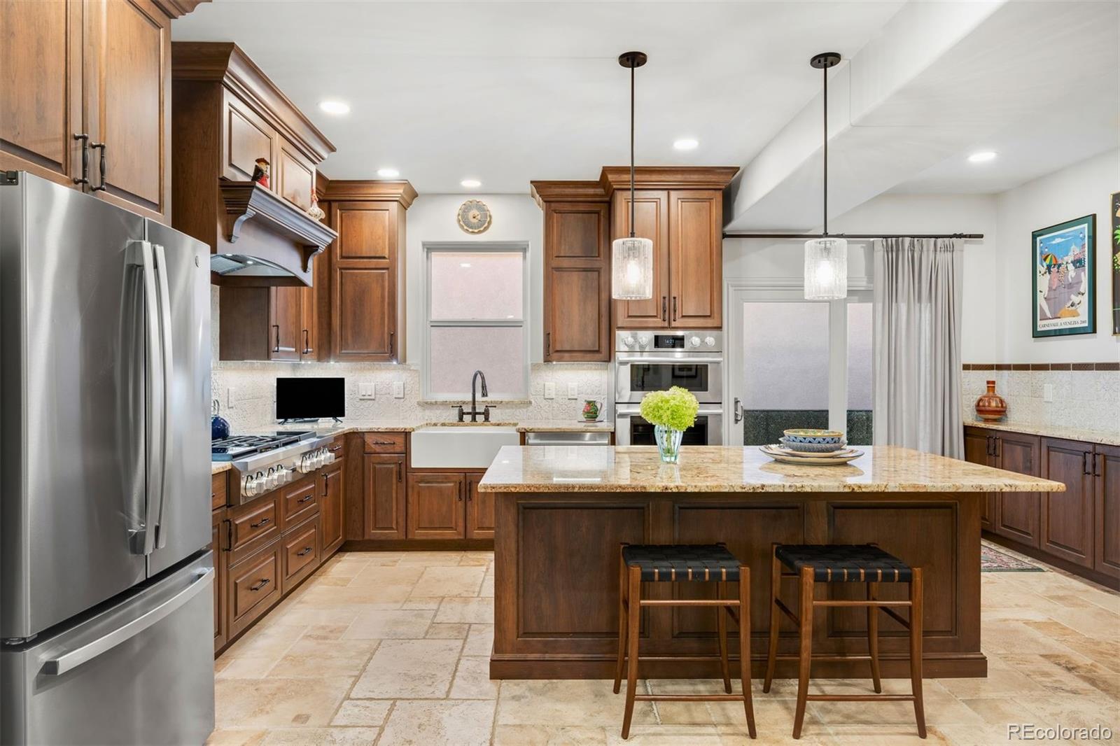 MLS Image #3 for 220 s milwaukee street,denver, Colorado