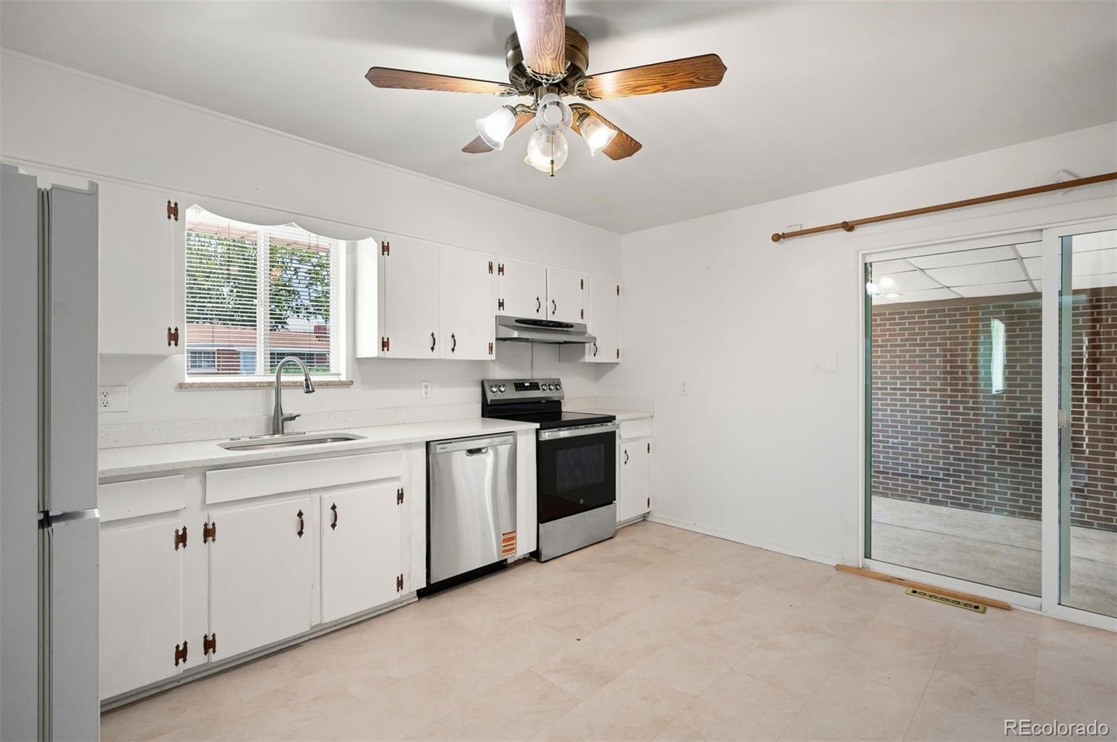 MLS Image #15 for 1395 s wadsworth boulevard,denver, Colorado