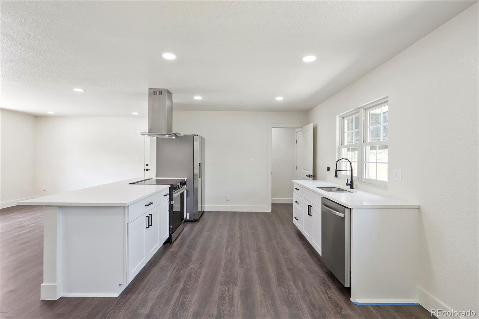 MLS Image #10 for 1350 s allison street,denver, Colorado