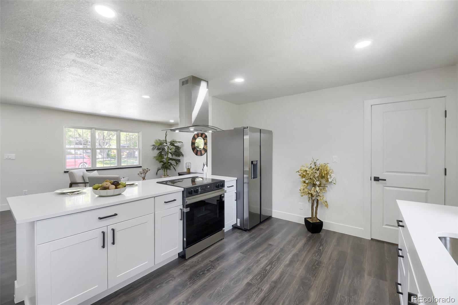 MLS Image #3 for 1350 s allison street,denver, Colorado