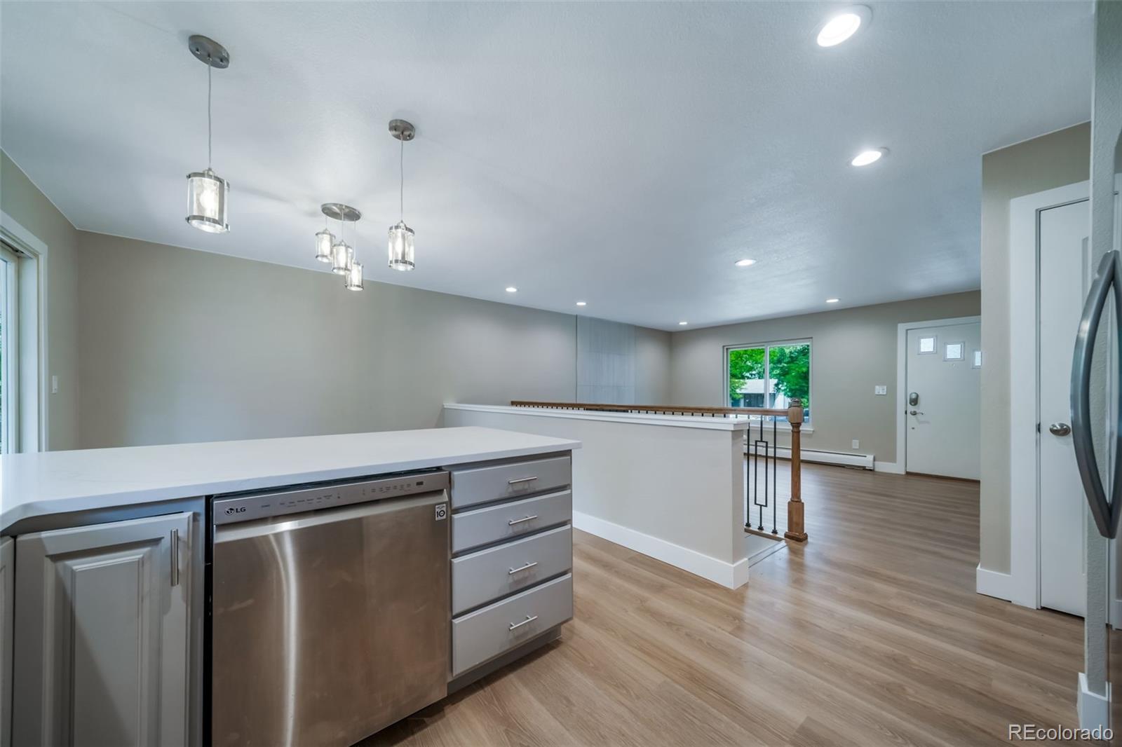 MLS Image #15 for 3865 s nucla street,aurora, Colorado