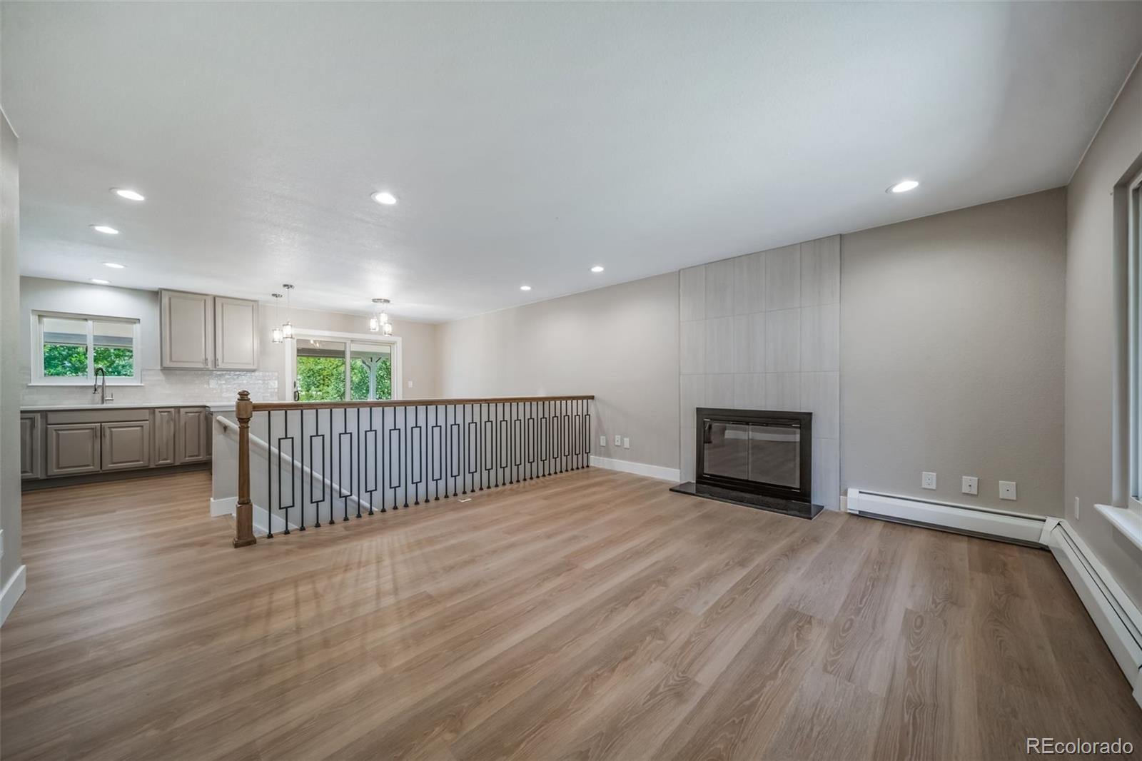 MLS Image #5 for 3865 s nucla street,aurora, Colorado