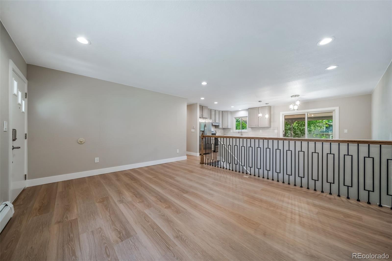 MLS Image #6 for 3865 s nucla street,aurora, Colorado