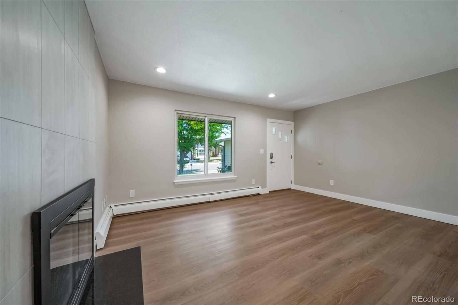 MLS Image #7 for 3865 s nucla street,aurora, Colorado