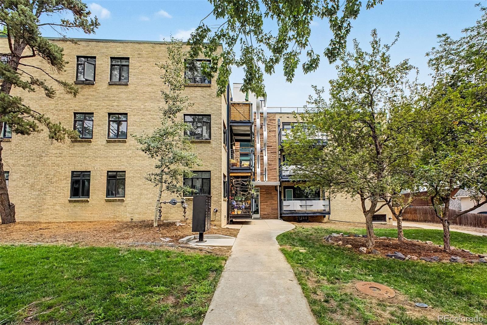 MLS Image #10 for 636 n washington street 103,denver, Colorado