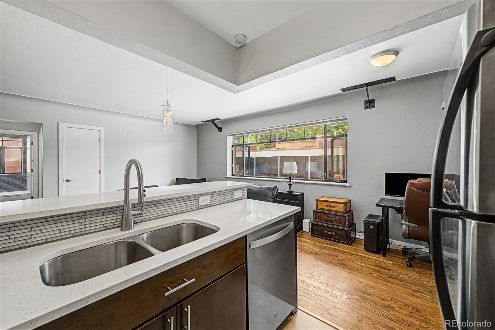 MLS Image #17 for 636 n washington street 103,denver, Colorado