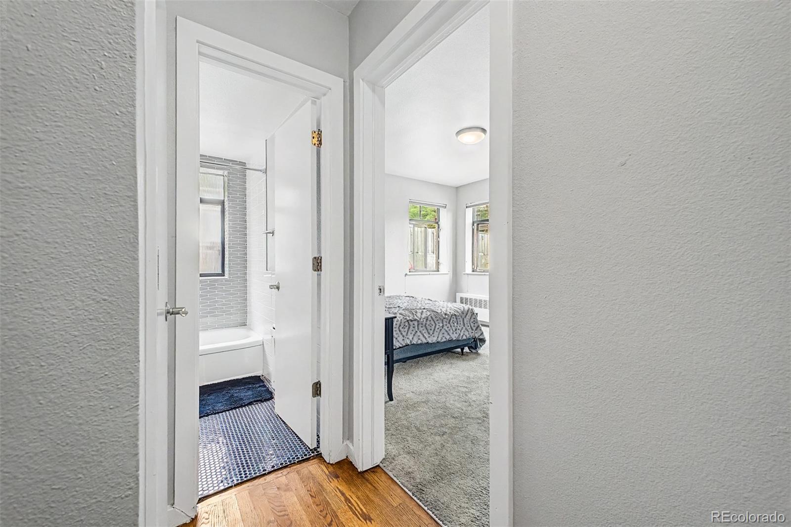 MLS Image #29 for 636 n washington street 103,denver, Colorado