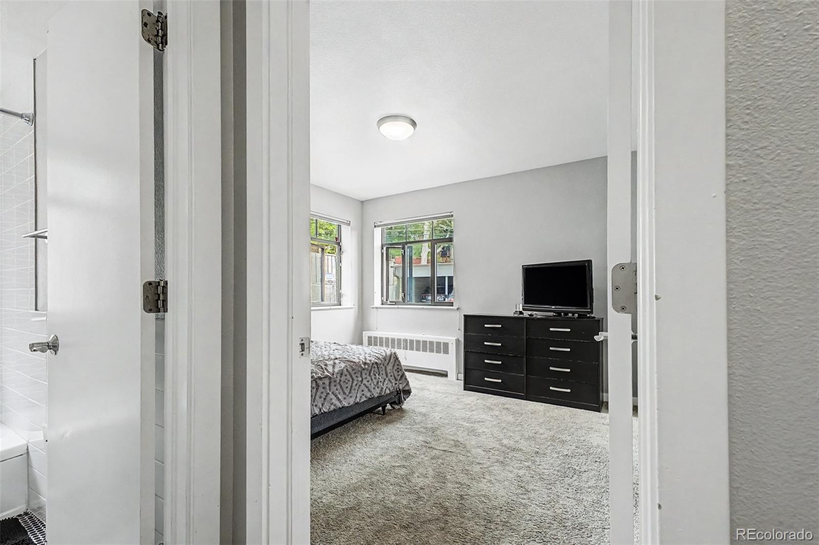 MLS Image #30 for 636 n washington street 103,denver, Colorado