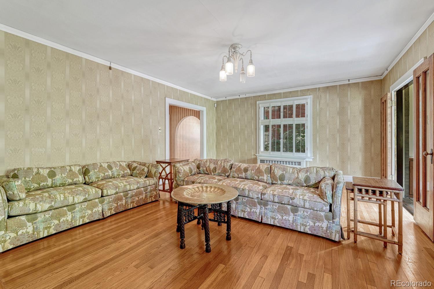 MLS Image #10 for 724 n corona street,denver, Colorado