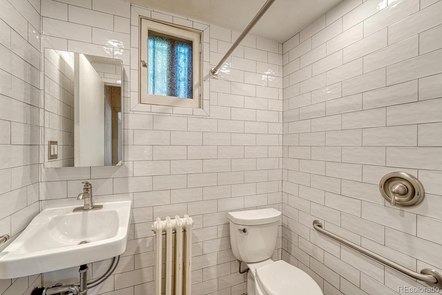 MLS Image #17 for 724 n corona street,denver, Colorado