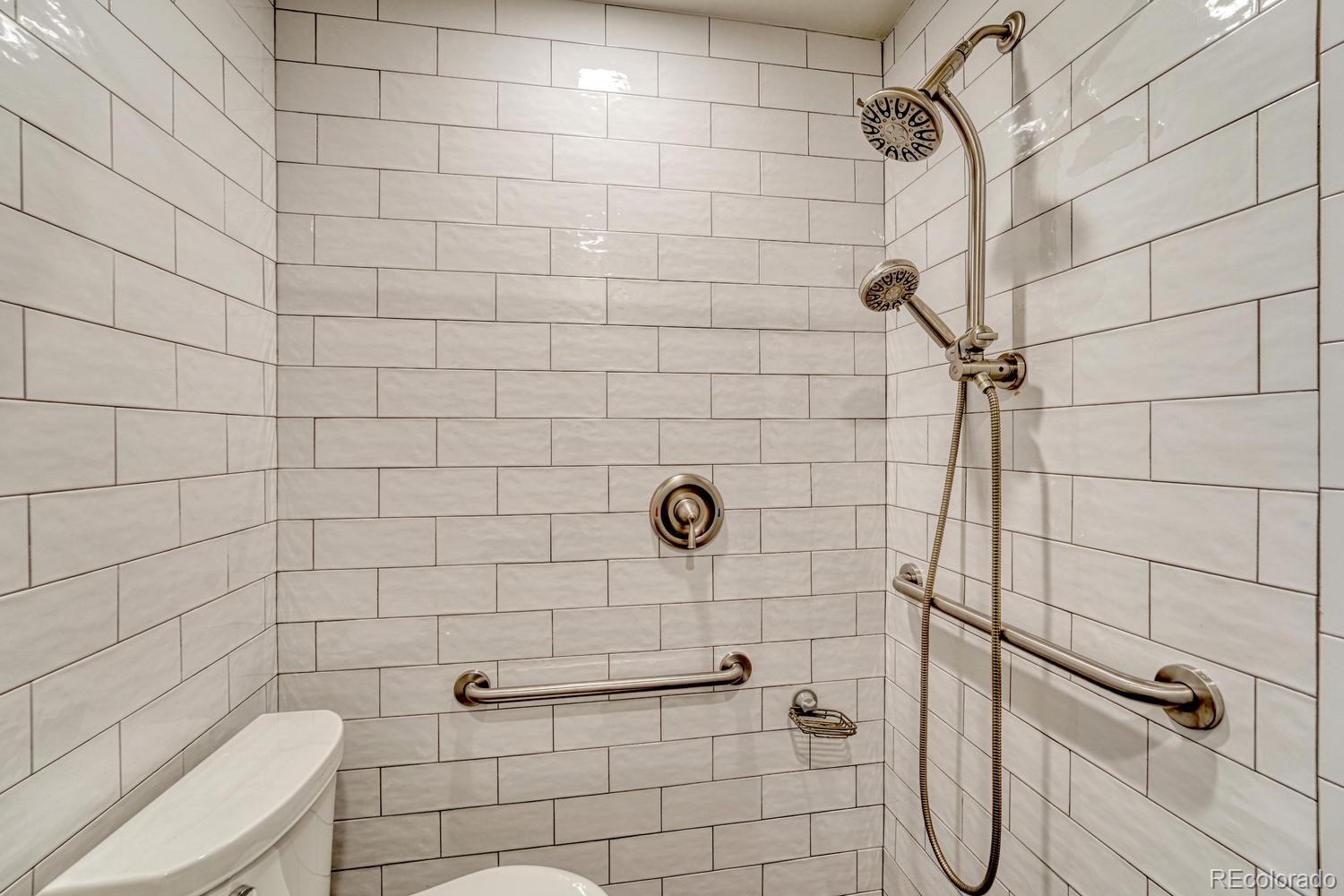 MLS Image #18 for 724 n corona street,denver, Colorado