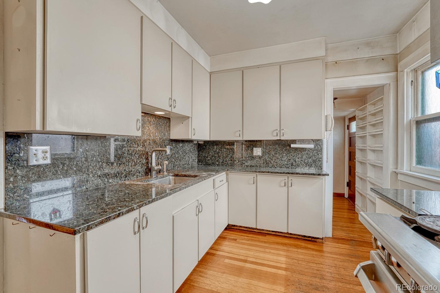 MLS Image #20 for 724 n corona street,denver, Colorado