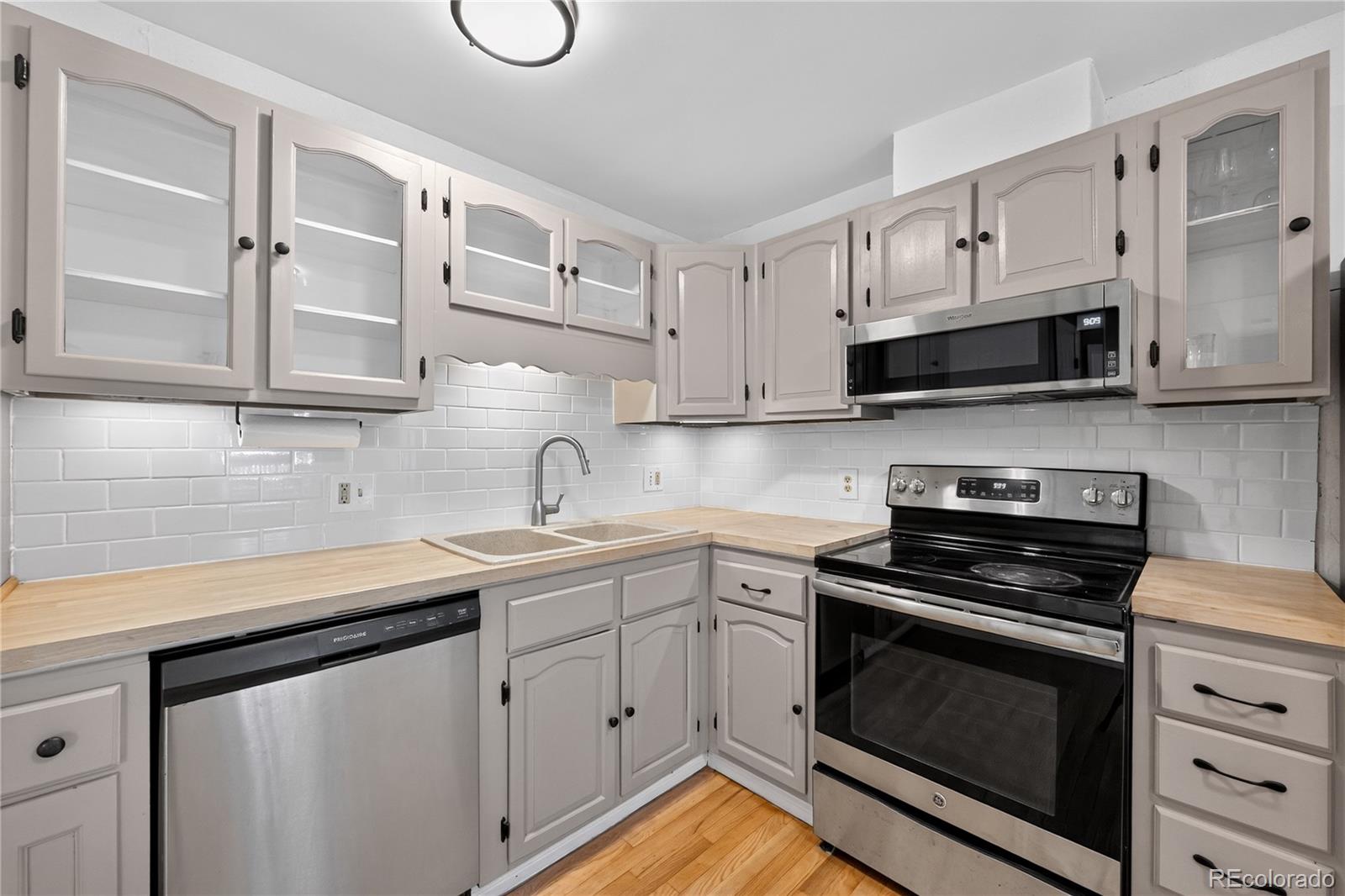 MLS Image #7 for 20  longs peak avenue,longmont, Colorado
