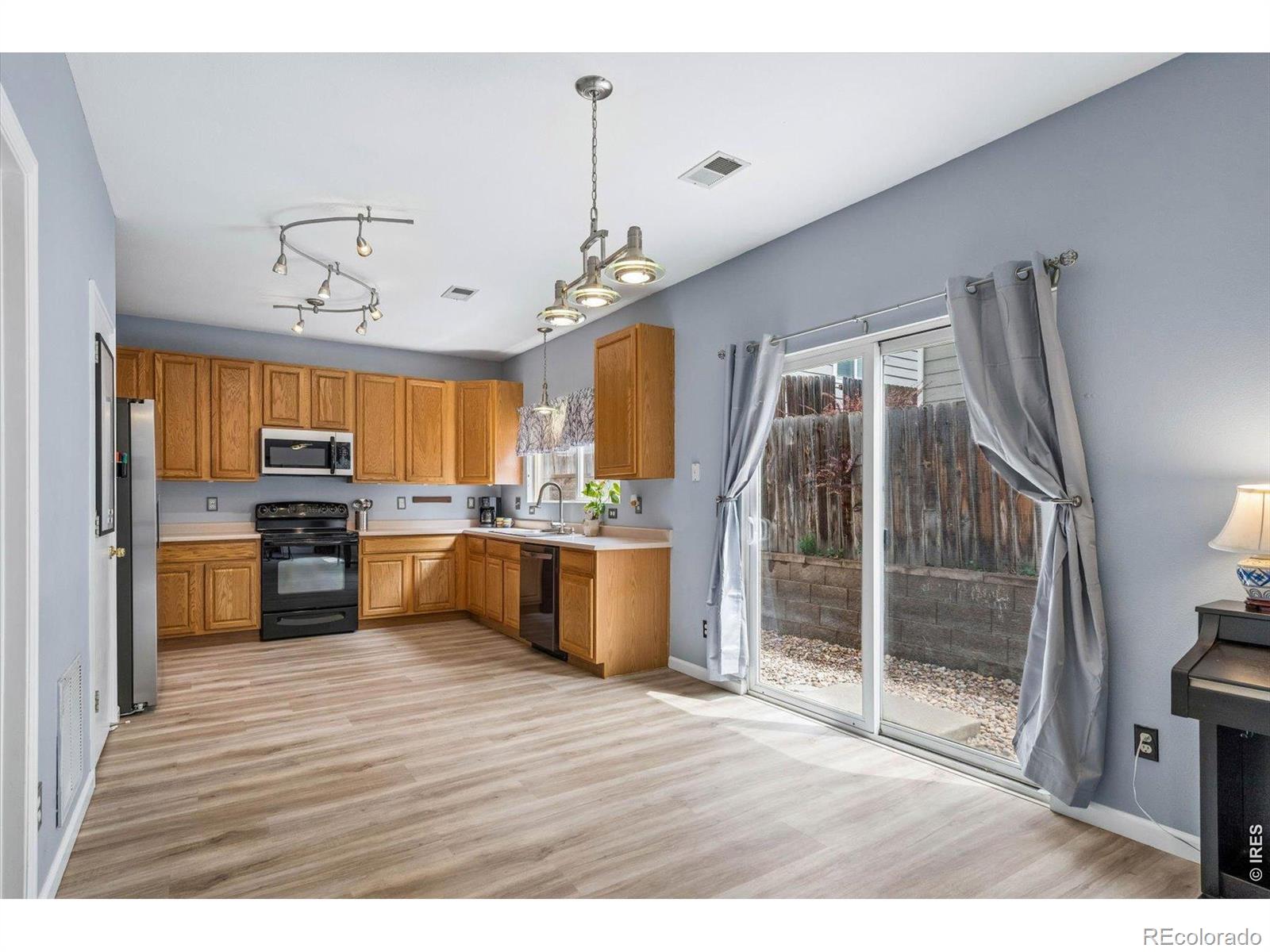 MLS Image #8 for 12440 s hollow creek court,parker, Colorado