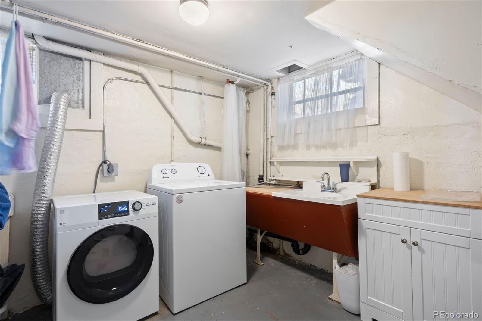 MLS Image #19 for 446 n high street,denver, Colorado