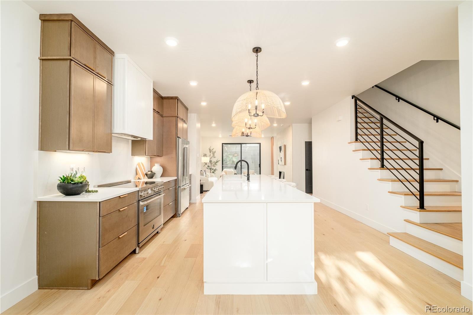 MLS Image #4 for 2283 s sherman street,denver, Colorado