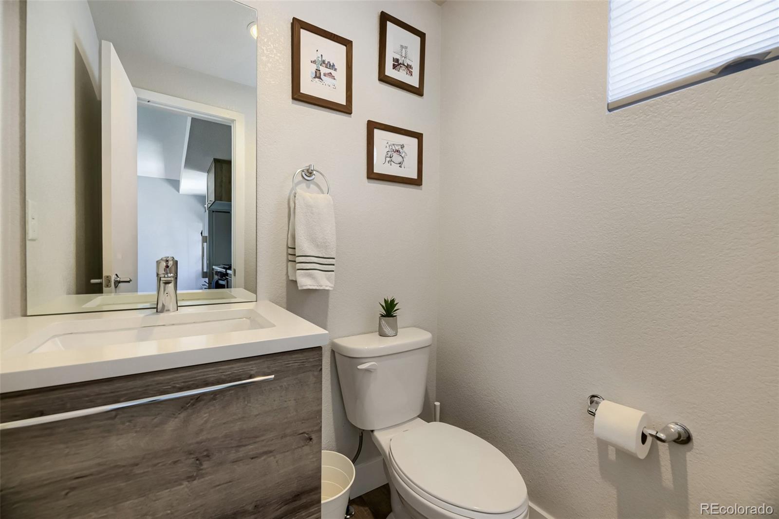 MLS Image #14 for 5556 w 10th place ,denver, Colorado