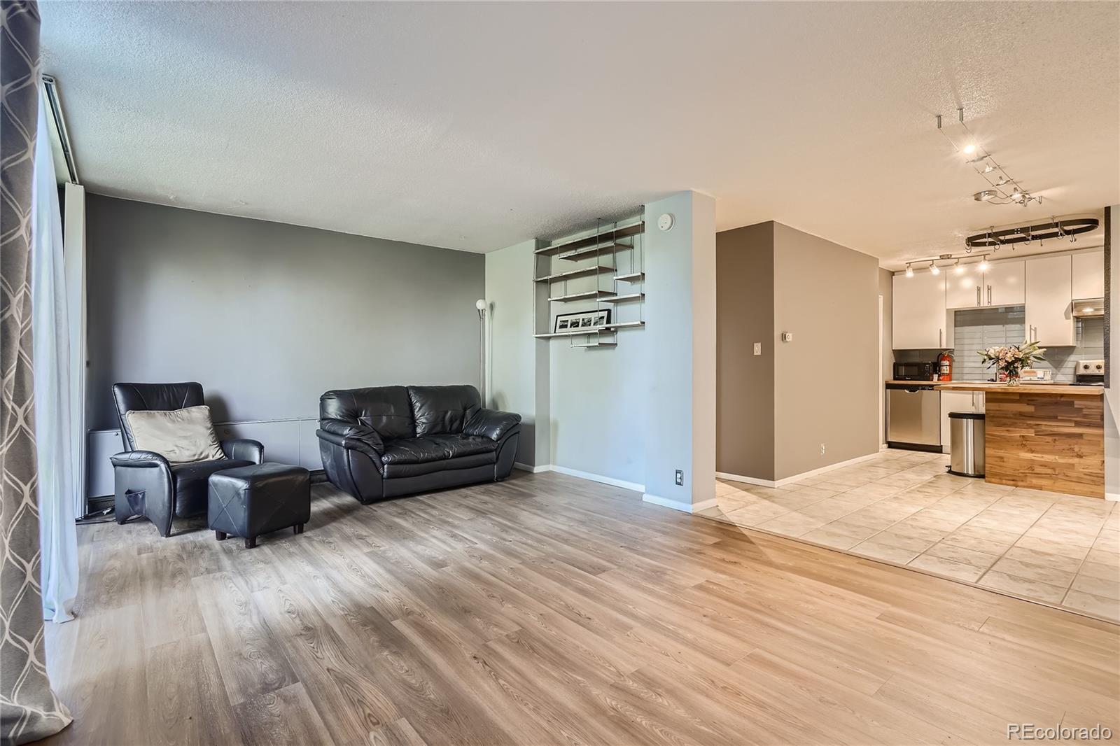 MLS Image #1 for 2500 s york street,denver, Colorado