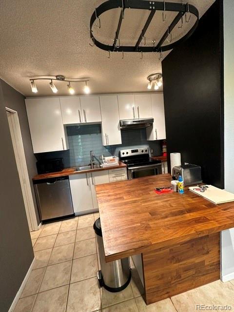 MLS Image #2 for 2500 s york street,denver, Colorado
