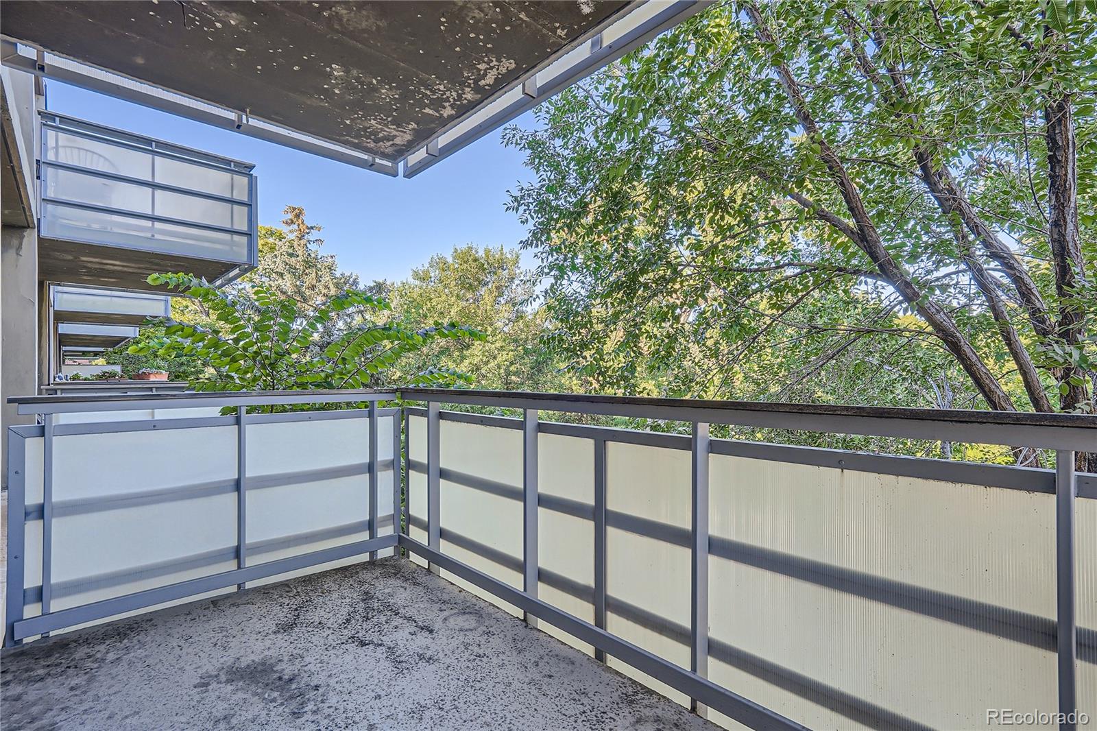 MLS Image #7 for 2500 s york street,denver, Colorado