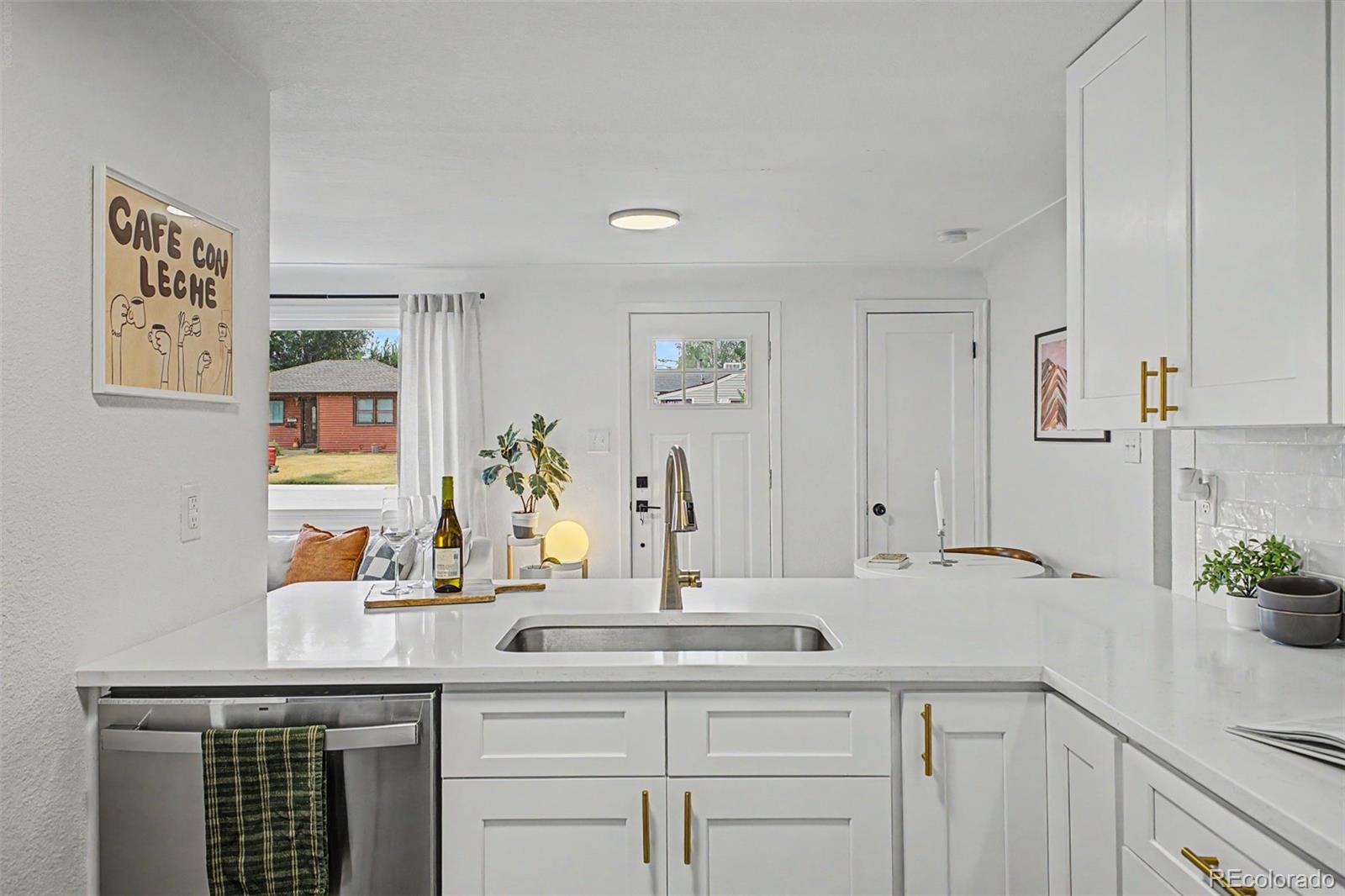 MLS Image #13 for 3070 w ford place,denver, Colorado