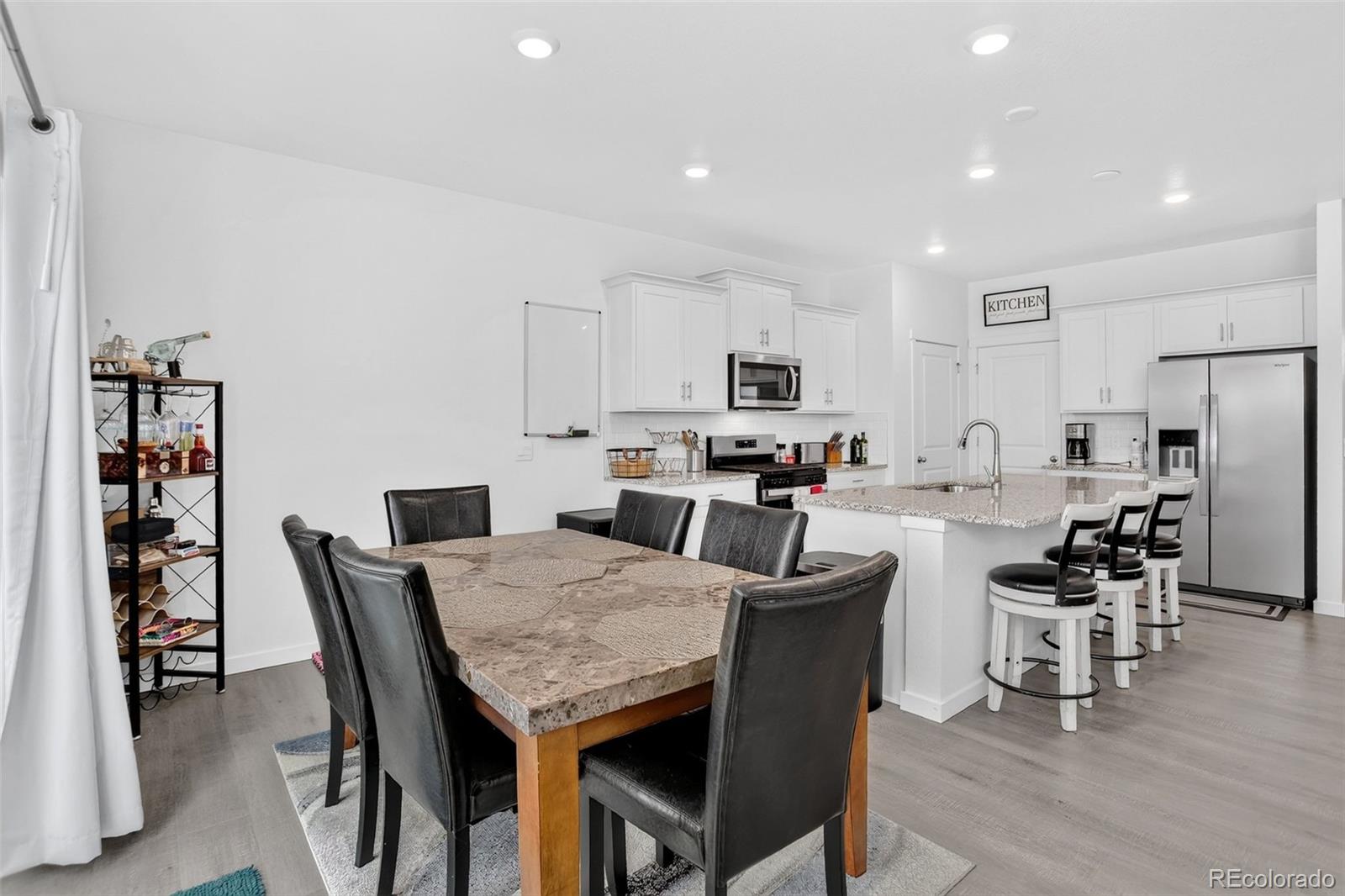 MLS Image #11 for 27671 e byers avenue,aurora, Colorado