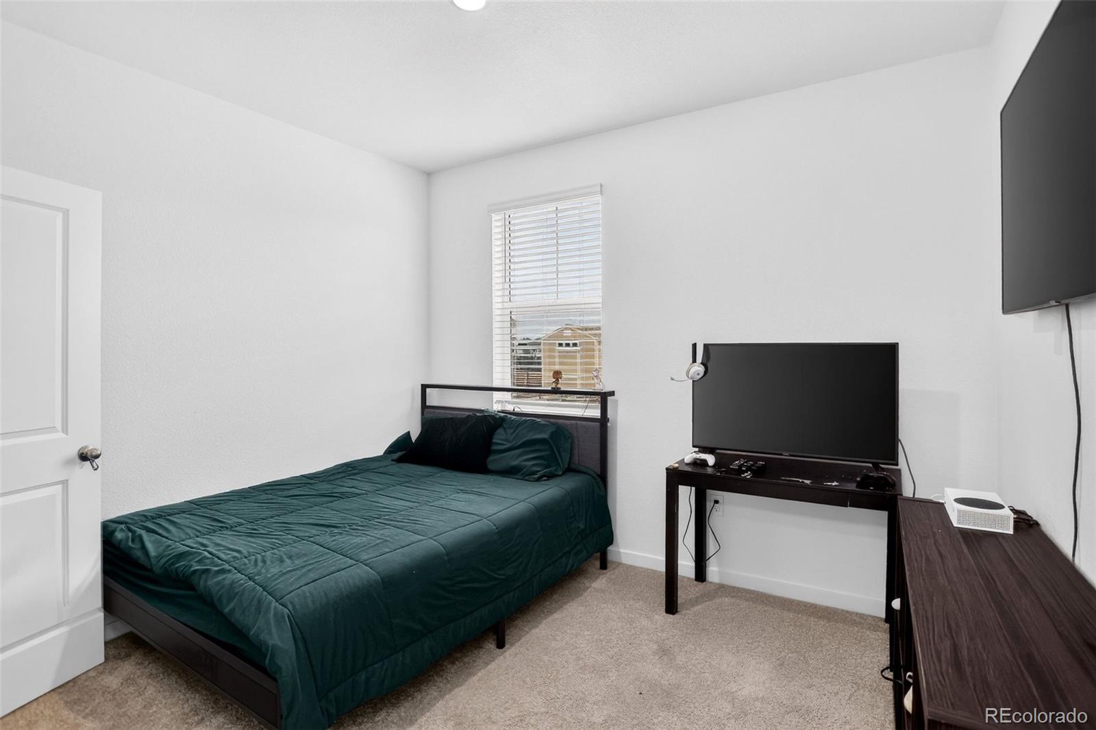 MLS Image #15 for 27671 e byers avenue,aurora, Colorado